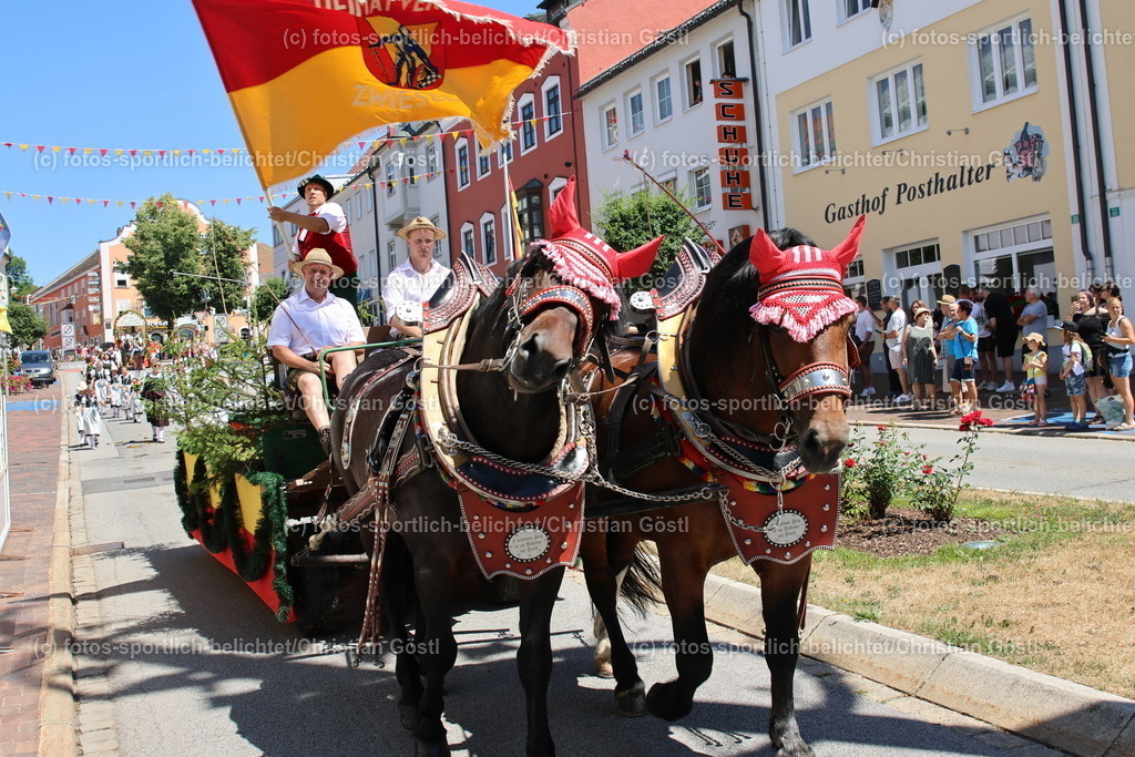 2X5A2032 | fotos-sportlich-belichtet - Realisiert mit Pictrs.com