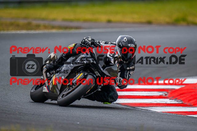 MaZZes_FotoMatrix_220520_4814 | Fotograf Mathias Schmid
Sportfotograf,
Eventfotograf,
Hochzeitsfotograf,
Portraitfotograf