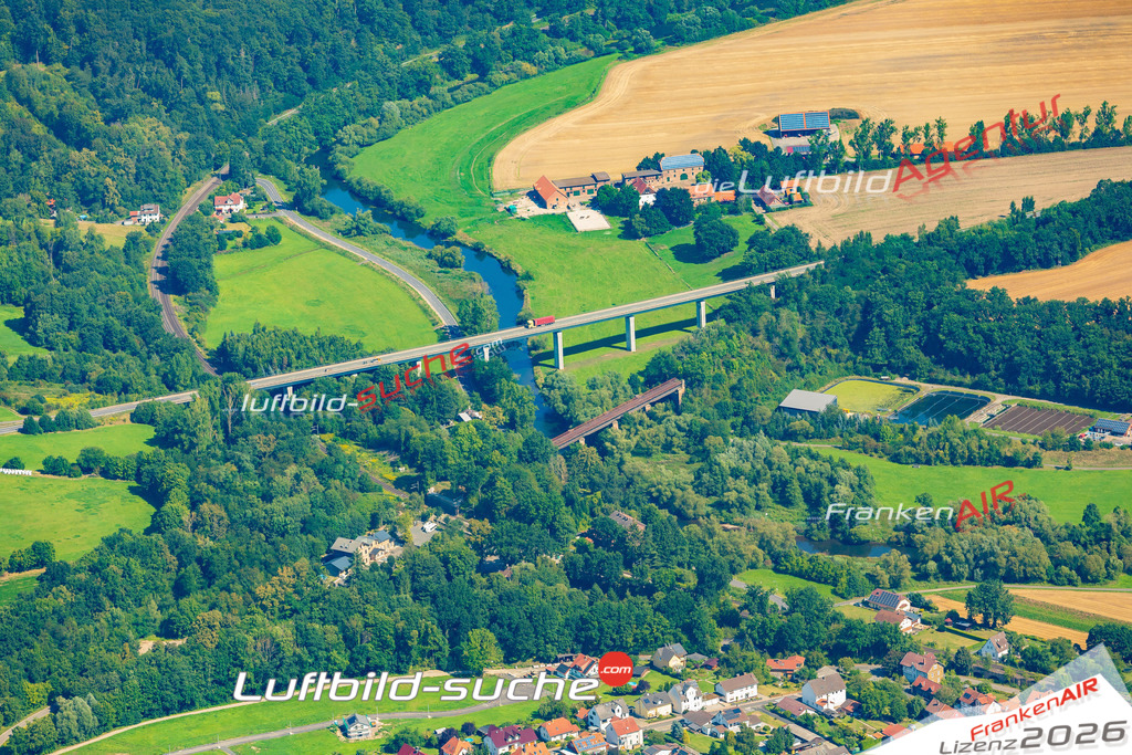 Luftbild der Stadt Malsfeld - Das Luftbild wurde 2025 vom UL-Flugzeug heraus erstellt ( keine Drohnenaufnahme ) - Hochauflösende Luftaufnahme - für Wandbilder und großformatige Ausdrucke geeignet. Das besondere Geschenk!Hier alle&nbsp;Infos zur Lizenzierung der LuftaufnahmeWir fliegen auch dieses Jahr wieder in Ihre Region um Luftbilder zu erstellen.- Luftbild anfragen