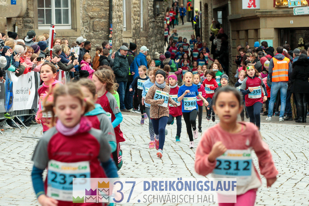 AOK JuniorCup 400m | 3Koenigslauf 2023 - Realisiert mit Pictrs.com