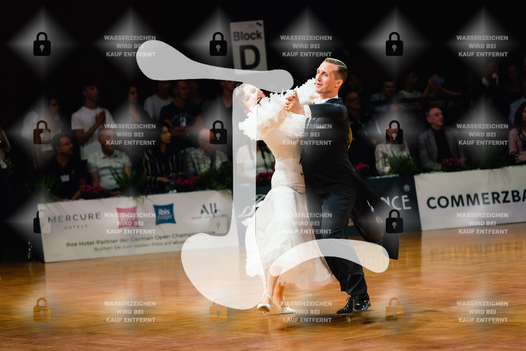 GOC 2025 - WDSF PD Super Grand Prix Standard 30th (25) Oleksii Stukalenko _ Nataliia Stukalenko (Ukraine)-2025-08-21-1420 | Webshop for digital downloads and prints of dance sport, event & show photographer Julian Link - Realisiert mit Pictrs.com