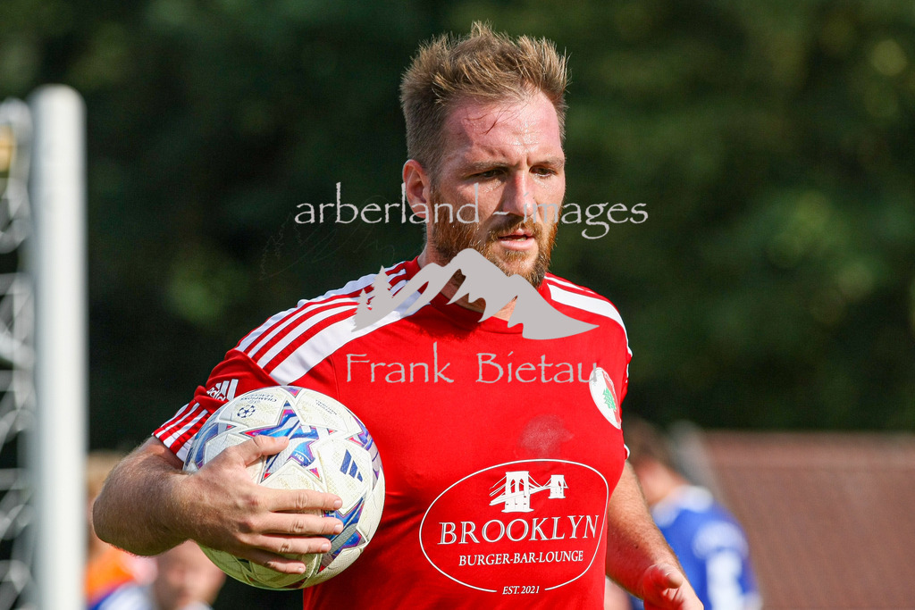 993T0411 | Michal Strajt