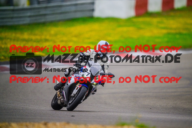 MaZZes_FotoMatrix_240804_6007705_9639 | Fotograf Mathias Schmid
Sportfotograf,
Eventfotograf,
Hochzeitsfotograf,
Portraitfotograf