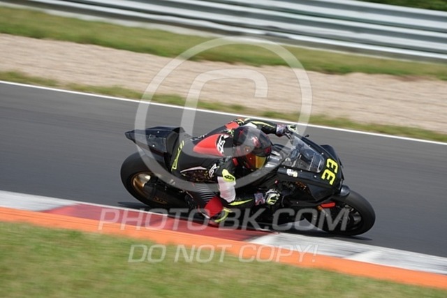 2024_08_09_PBK_14530 | Sportfotografie; SlowMotion; Video; Rennstrecke; Hafeneger; Speer; Racing; RSE; BMW; CBO; Trackday; Motorsportarena; Hockenheimring; Brno; Most; Barcelona; Valencia