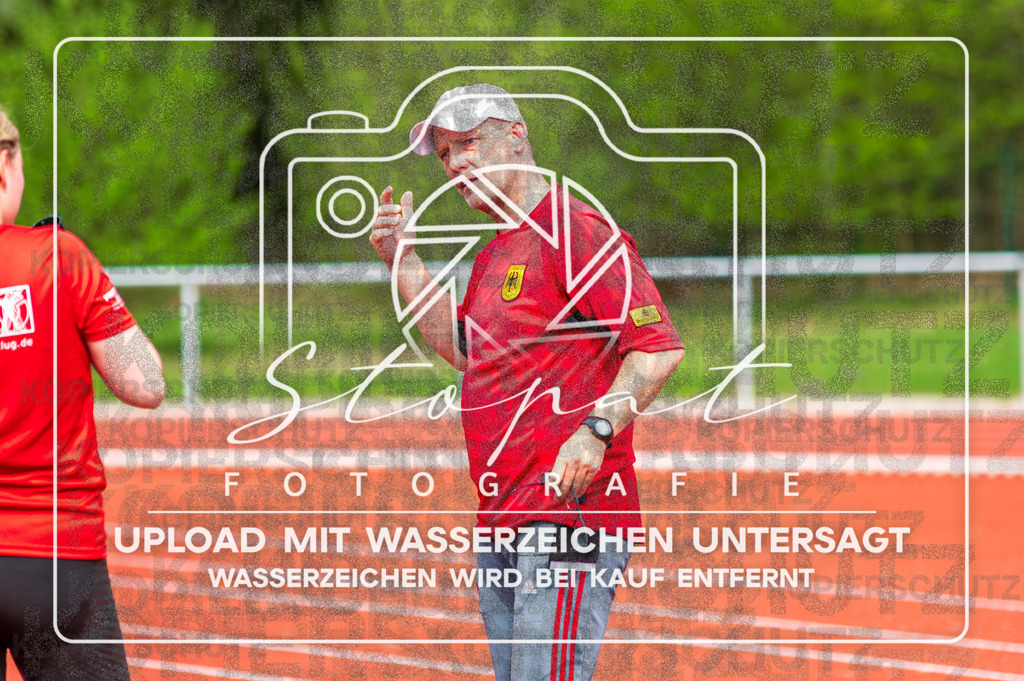 KMHK-1058 | Kreismeisterschaften Leichtathletik-Wurf Heidekreis 2026 im Boehmewaldstadion, Soltau (Simon Paul Stopat) - Realisiert mit Pictrs.com
