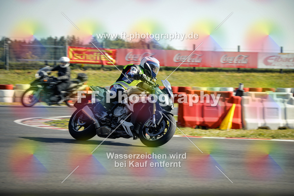 OBK_Mai_Martina_Markus-10245 | Hier findet Ihr Bilder von Touristenfahrten auf der Nürburgring Nordschleife oder von anderen Veranstaltungen die ich besucht habe. Viel Spass beim Durch Schauen 
