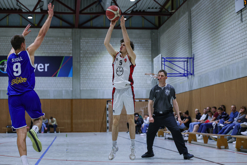 Regio Test BAYER GIANTS vs EN Baskets Schwelm-96 | Fotos von Basketballspielen aus dem Raum NRW fotografiert von Gero Mueller-Laschet und Daniel Schaefer - Realisiert mit Pictrs.com