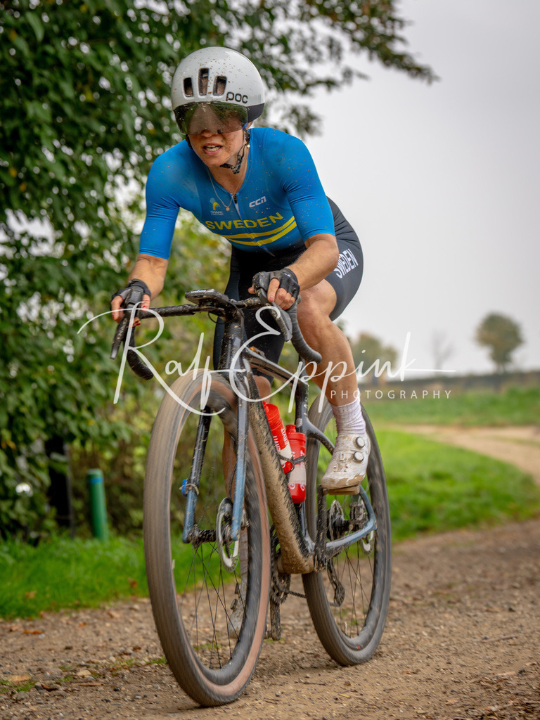 Ralf Eppink Photography 20251011_DSC01714 | Sportfotografie, Eventfotografie, Porträtfotografie, Radsport Fotograf, Triathlon Fotograf, Düsseldorf Fotograf, Köln Fotograf, Actionfotografie, Teamfotografie, Peoplefotografie, Business Portraits, Veranstaltungsfotografie, Reportagefotografie - Realisiert mit Pictrs.com