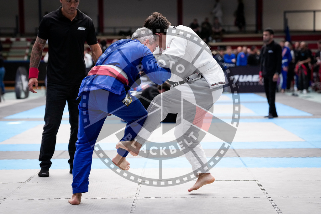 20250920PBB2316 | Athletes compete during the AJP Tour Hamburg International Jiu-Jitsu Championship, on September 20, 2025 in Hamburg, Germany. © Chiara Dazi / photoblackbelt