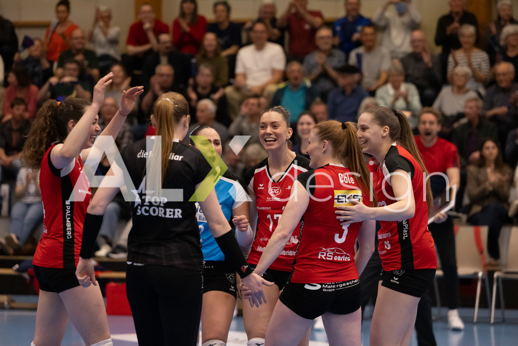 Volleyball I Frauen I Saison 2025-2026 I Volleyball NLA | Women I 1/2 Finals I  VC Kanti Schaffhausen - Sm'Aesch Pfeffingen I 22.03.2026 | VC Kanti Spielerinnenkreis - Realisiert mit Pictrs.com