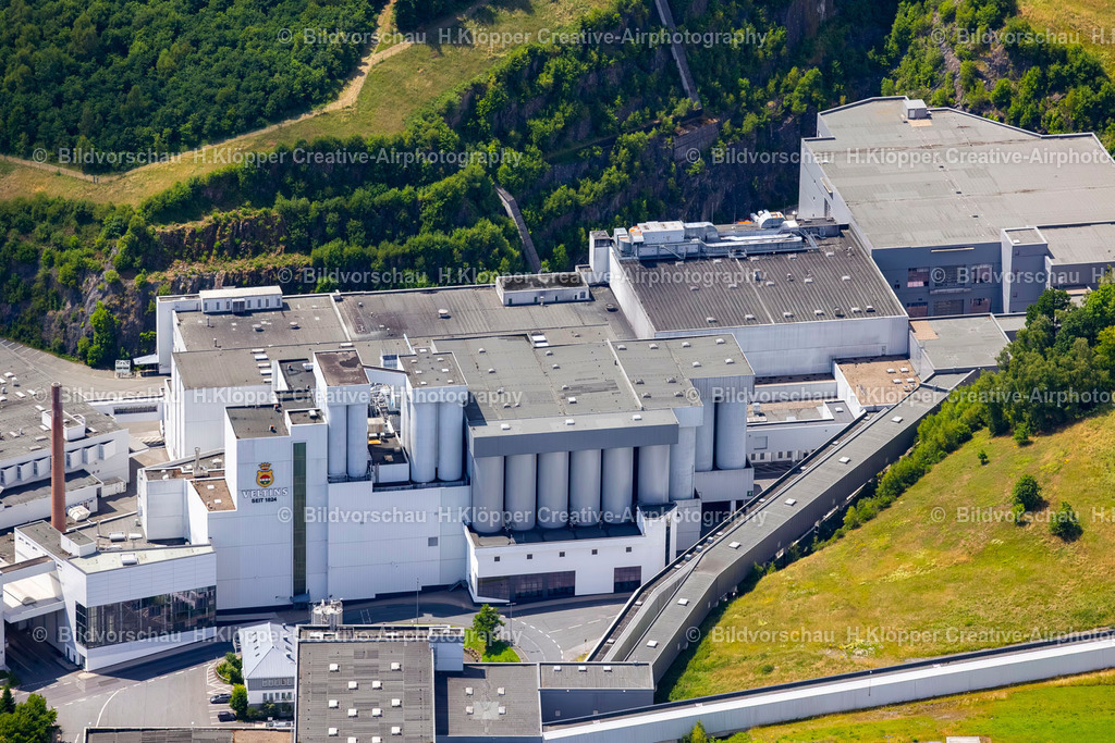 Luftbild Grevenstein-5069 | Luftbild Bierbrauerei- Werksgelände der Veltinsbrauerei in Grevenstein im Bundesland Nordrhein-Westfalen - Realisiert mit Pictrs.com