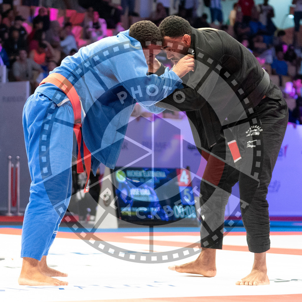 20231106PBB1944 | Fighters compete during the AJP World Master Championship in the Mubadala Arena in Abu Dhabi, Arab United Emirates, on November 6, 2023.