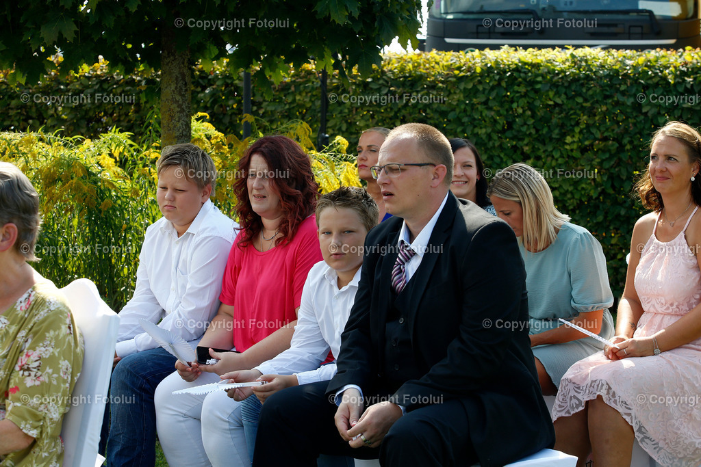 KERSTINFREDYHOCHZEIT_260822_07 | bilder, linz, photo, foto, fussball, sport, fotolui, bundesliga