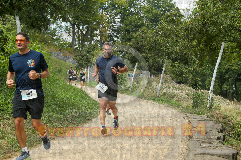 250824_1417_EX1_5693 | Sportfotografie im Rhein-Sieg Kreis, Köln, Bonn, NRW, Rheinland Pfalz, Hessen, etc. Unser Tätigkeitsfeld umfasst den Laufsport vom Volkslauf über den Marathon, Duathlon, Triathon bis zum Ultralauf wie Kölnpfad Ultra oder Schindertrail.
