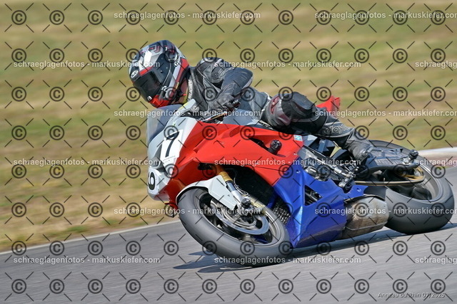 25bt04-1789 | markuskiefer.com - Realisiert mit Pictrs.com