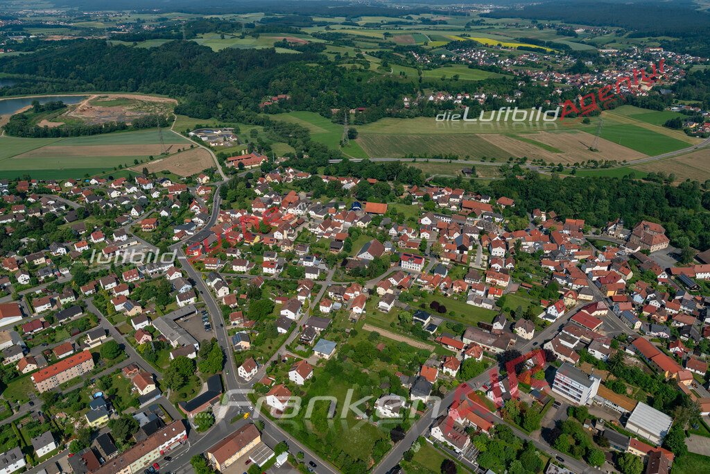 aktuelles Luftbild von  Redwitz-rodach - Luftaufnahme wurde 2018 von https://frankenair.de mittels Flugzeug (keine Drohne) erstellt.