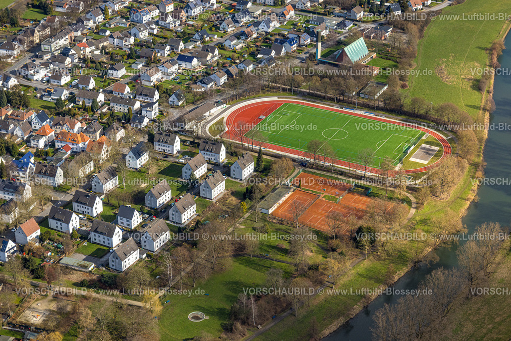 Froendenberg230214644 | Luftbild, Sportpark Fröndenberg, Fußballplatz und Tennisplätze, am Fluss Ruhr, Fröndenberg, Ruhrgebiet, Nordrhein-Westfalen, Deutschland