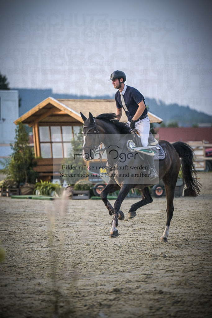 DOS_0147 | Entdecke hochwertige Reitturnierfotos von Foto Oger. Professionell, emotional und authentisch – jetzt Lieblingsmomente im Shop bestellen.Deutschlandweite Turnierfotografie. - Realisiert mit Pictrs.com
