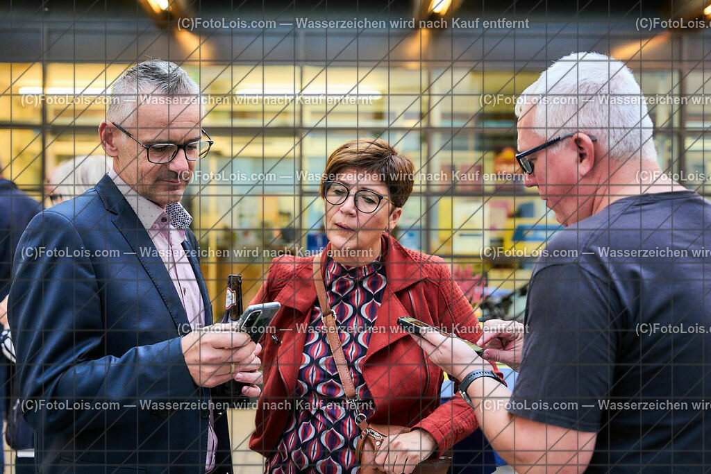 ALP9544_Menschenbilder-Ausstellung MANK_Leonhardsberger-Wittmann-Fohringer | (C)FotoLois.com, Alois Spandl, MENSCHENBILDER-Ausstellung in der Stadtgemeinde Mank am Gelände der Pfarre und der Gemeinde, Do 12. Oktober 2023.