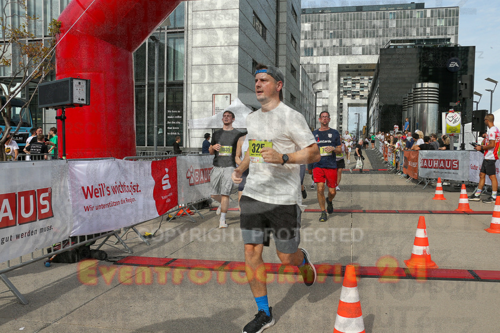 250920_1331_EX1_5162 | Sportfotografie im Rhein-Sieg Kreis, Köln, Bonn, NRW, Rheinland Pfalz, Hessen, etc. Unser Tätigkeitsfeld umfasst den Laufsport vom Volkslauf über den Marathon, Duathlon, Triathon bis zum Ultralauf wie Kölnpfad Ultra oder Schindertrail.