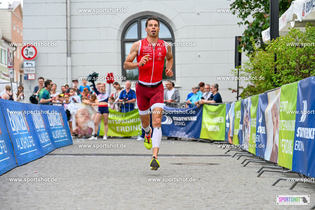 SZI_5577 | Stadttriathlon Erding 2025. #yourpictrs #sportshot_your_pictrs @Sportshotphotography #stadttriathlonerding Copyright: www.sportshot.de