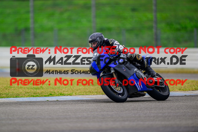 MaZZes_Fotomatrix_20240923_6007705_3143 | Fotograf Mathias Schmid
Sportfotograf,
Eventfotograf,
Hochzeitsfotograf,
Portraitfotograf