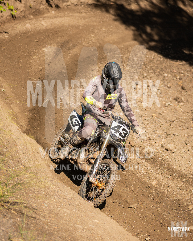 866A1099 | mxndyyvipix