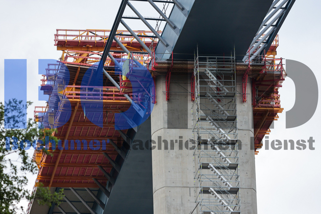 SES_MKRAHM20250626-6 | bond - Realisiert mit Pictrs.com