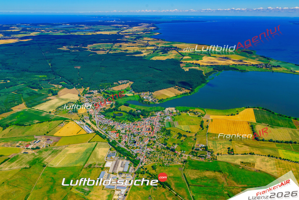 Das Luftbild der Stadt Usedom wurde 2018 vom Flugzeug heraus erstellt (keine Drohne) Aufnahmehöhe ca.400 Meter- hohe Auflösung für beste Druck-Qualität