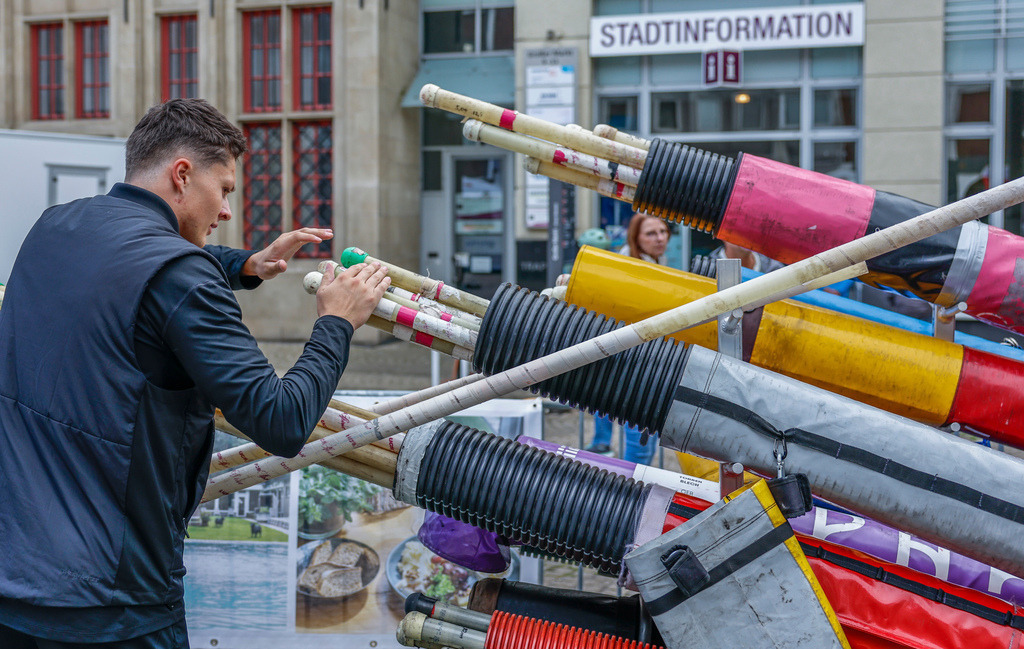 top-top.de 240913-046 | Foto, Video, Fotografie, Videografie, Fotobox, DJ, Discjockey, Musik, Musikbox, Veranstaltung, Photobooth, Amazon, Ebay, Buchtipp, Bestseller, Autor, Verlag, Buch, Wesel, Hamminkeln, NRW, Dinslaken, Rees, Drohne, Hochzeit, Party, Fotobox, Wesel, Fotograf