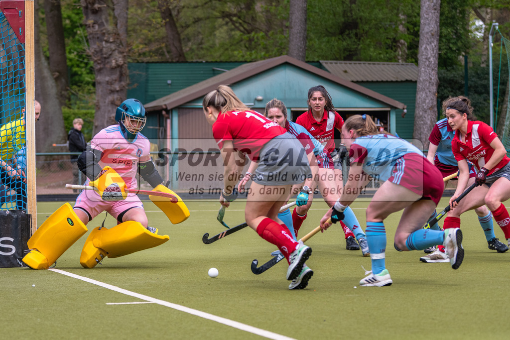 SM_20240427-D85_0205 | Playoffs:1.Bundesliga Feldhockey (W) UHC - DCadA /  1:3 (0:1)