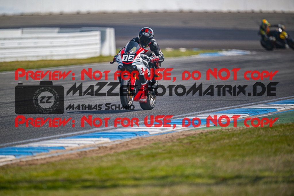 MaZZes_FotoMatrix_230410_8994 | WEISS