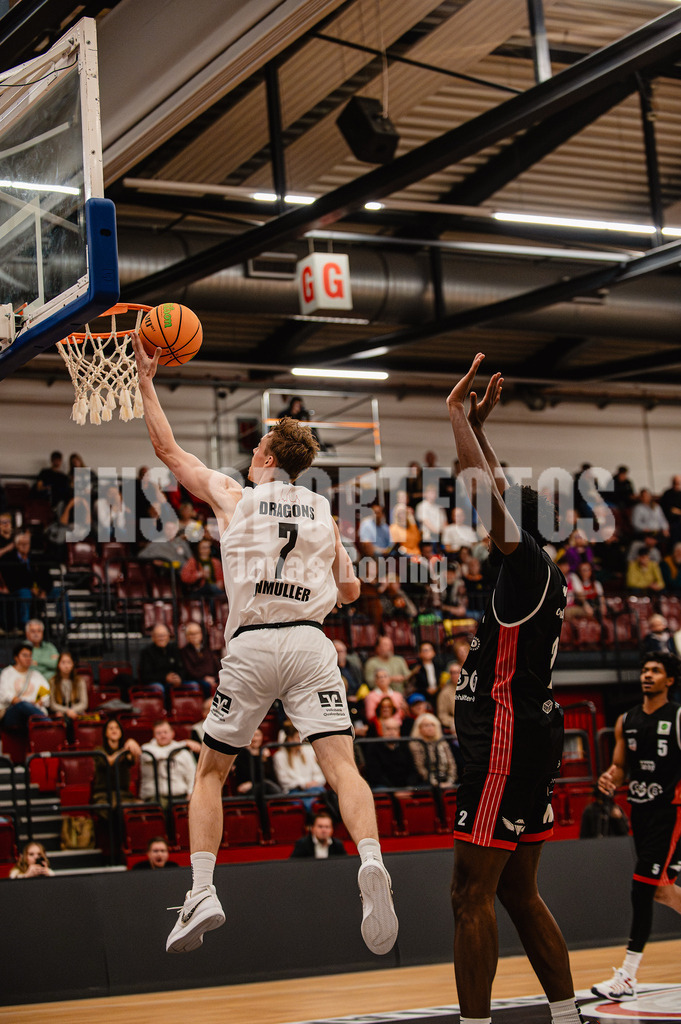 Dragons-38 | jns.sportfotos - Realisiert mit Pictrs.com