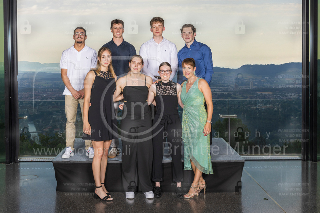 FeusiDiplomfeier_R5OO3035 | Brigitte Münger / bmsportphotography - Realisiert mit Pictrs.com