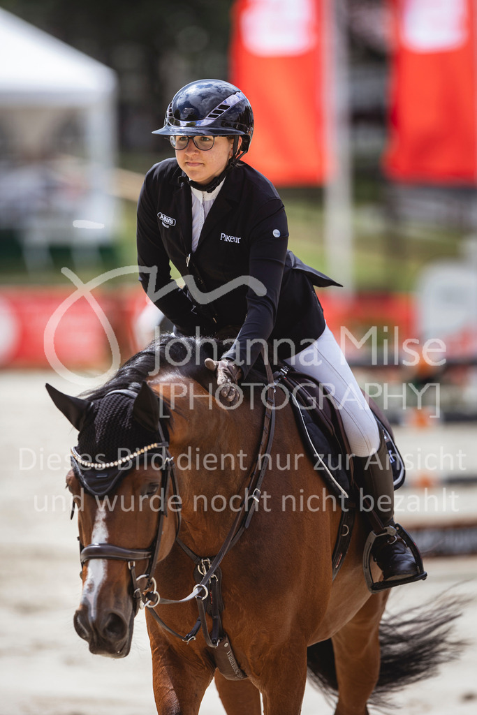 240714_BHO_M2-Spr-2-367 | Deine schönsten Turniermomente als professionelle Fotos! Entdecke hochwertige Pferdesport-Fotografie im Online-Shop. Jetzt Fotos finden & bestellen!