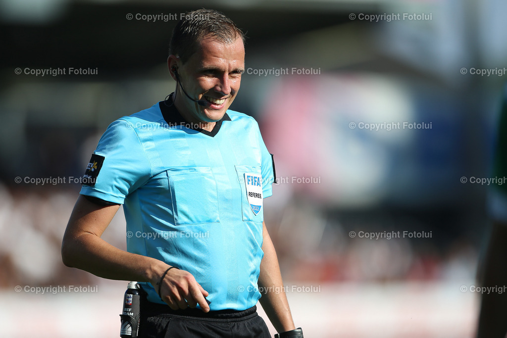 A_LUI_20220814_0019 | SPORT FUSSBALL ADMIRAL BUNDESLIGA  LASK VS RAPID

IM BILD: Sebastian Gishamer (Schiedsrichter)


FOTO:FOTOLUI/UW