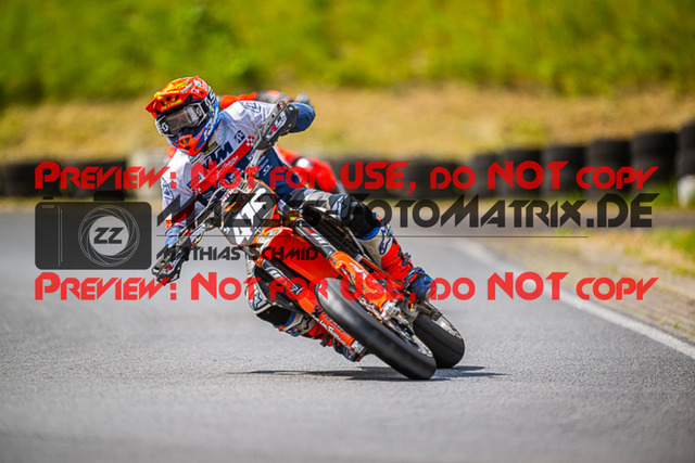 MaZZes_FotoMatrix_220529_6778-2 | Fotograf Mathias Schmid
Sportfotograf,
Eventfotograf,
Hochzeitsfotograf,
Portraitfotograf