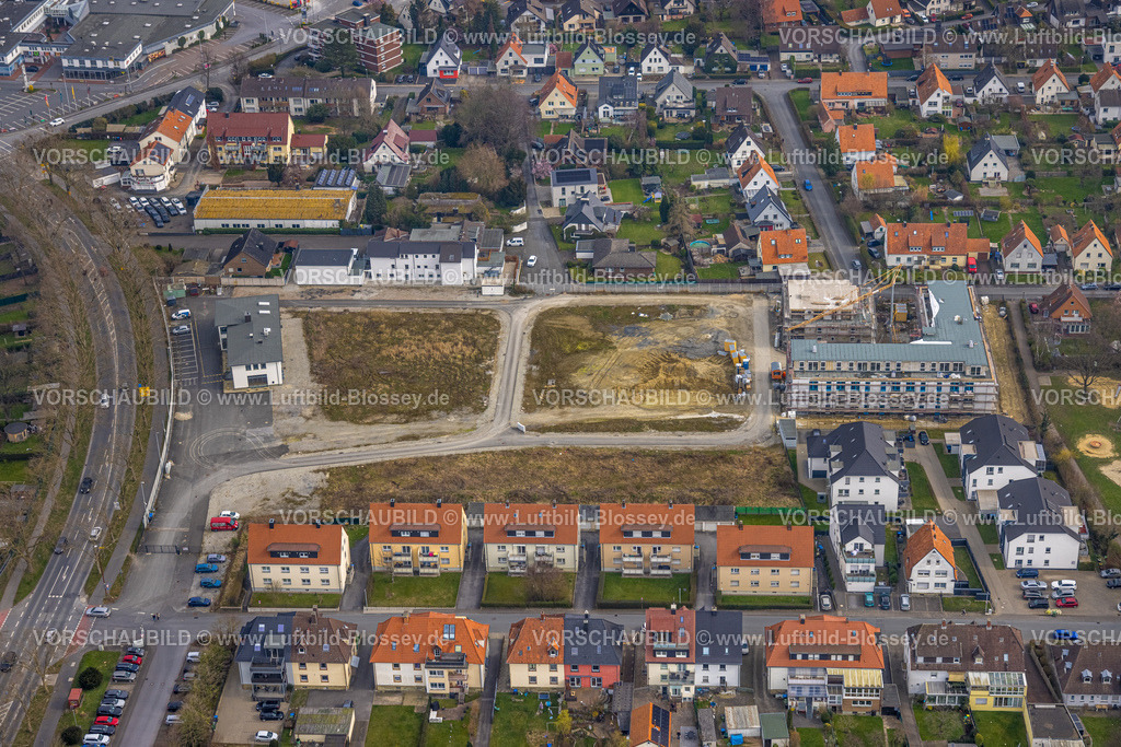 Soest240307540 | Luftbild, Baustelle Wohn-Neubaugebiet Platanen-Viertel, Brachfläche zwischen Briloner Straße, Rigaring und Geseker Straße, ehemaliges Coca-Cola Gelände, Soest, Soester Börde, Nordrhein-Westfalen, Deutschland