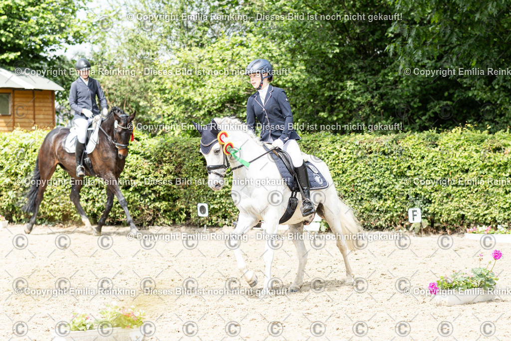 CL5A9510 | Emilia Reinking Fotografie - Realisiert mit Pictrs.com