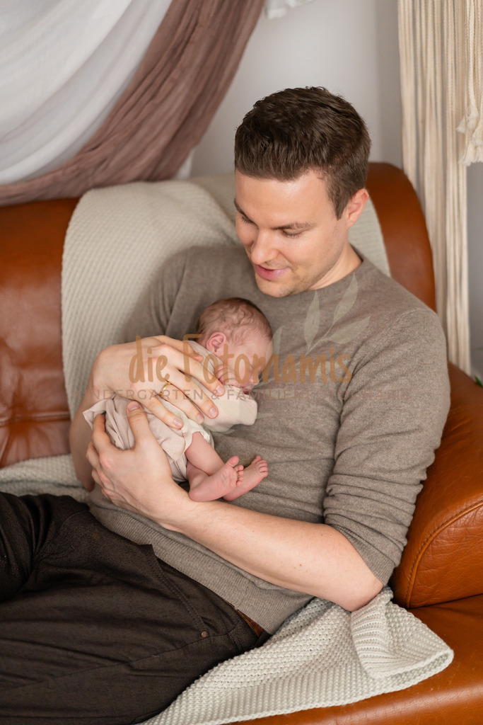 DSC03939 | Die Fotomamis – Eure Fotografen für Babybauch-, Neugeborenen-, Familien-, Kindergarten- und Hochzeitsfotografie. Mit Feingefühl, Leidenschaft & Liebe zum Detail.