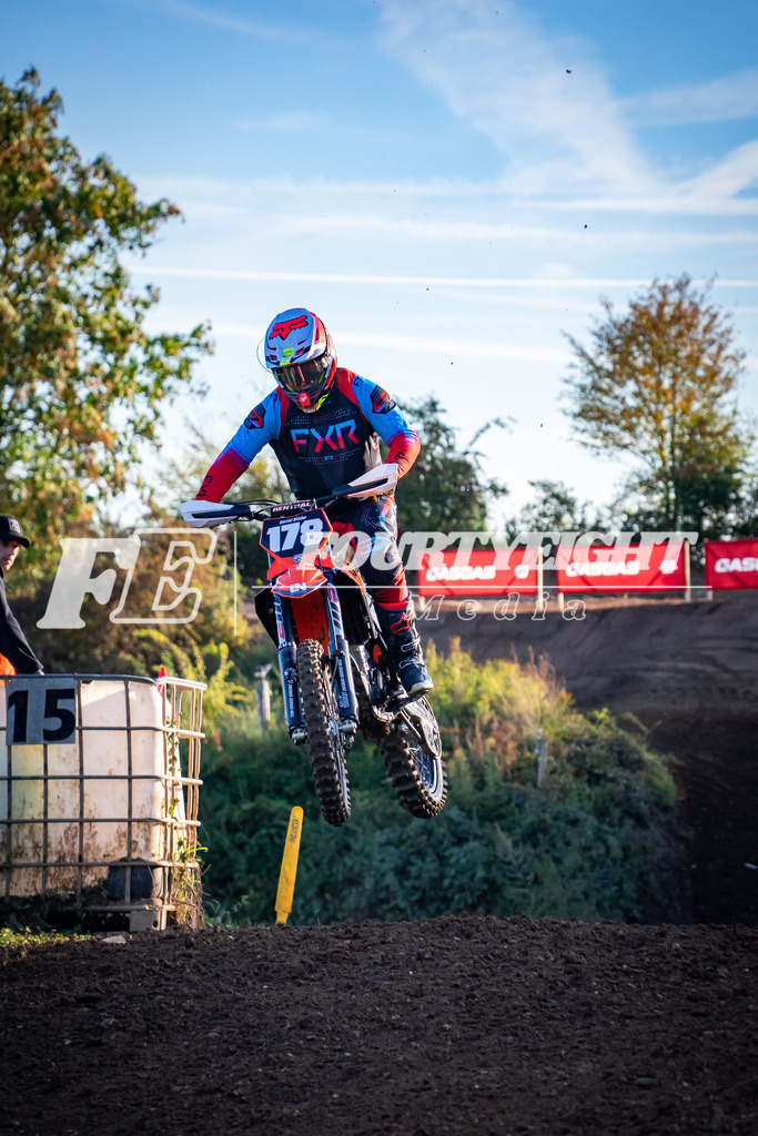 DSC05850 | fourtyeightmedia - Realisiert mit Pictrs.com