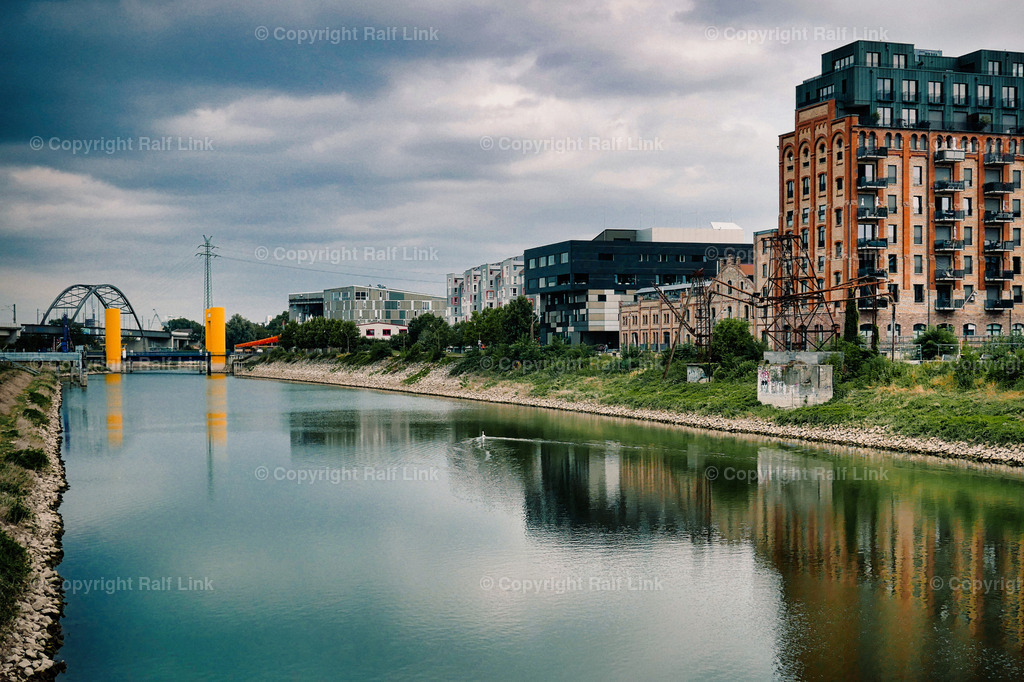 Hafenbecken | Stockfotos, Fotos mit Miniaturfiguren und kreativen Ideen. Dabei auch vieles aus der Metropolregion Rhein-Neckar. 