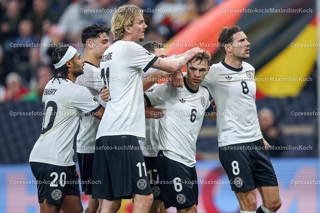 DFB10102502165 | 10.10.2025, Fußball, Länderspiel, Deutschland - Luxemburg, UEFA WM-Qualifikation, 2025/2026, Gruppe A, PreZero Arena in Sinsheim: Torjubel nach dem Tor zum 2:0 durch Torschütze Joshua Kimmich (GER #06) nach Elfmeter  zusammen mit Serge Gnabry (GER #20) Nick Woltemade (GER #11) Leon Goretzka (GER #08) . DFB regulations prohibit any use of photographs as image sequences and or quasi-video