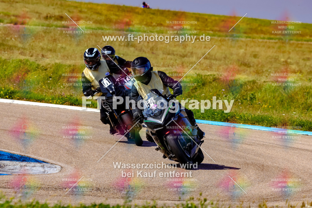 054-3726 | Hier findet Ihr Bilder von Touristenfahrten auf der Nürburgring Nordschleife oder von anderen Veranstaltungen die ich besucht habe. Viel Spass beim Durch Schauen 