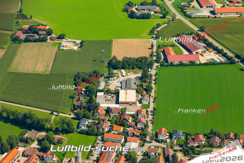 Das Luftbild zeigt :  Anzing - Die Luftaufnahme wurde 2024 vom UL-Flugzeug aus erstellt ( keine Drohne ) - Hochauflösende Luftaufnahme - Für grossformatige Ausdrucke geeignet. Die Geschenkidee !Mit Lizenz und Bildrechte bestellbar