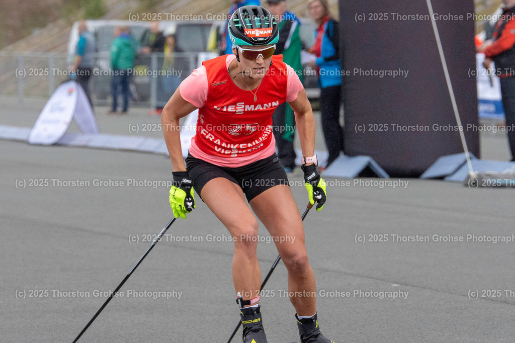 Deutsche Meisterschaften Biathlon | Deutsche Meisterschaften Biathlon, Speziallanglauf Frauen am 14.09.2018 in der DKB SKI ARENA in Oberhof, (Deutschland)

Bild: Herrmann Denise vom WSV Erzgebirge Oberwiesenthal / BwFb - Realisiert mit Pictrs.com