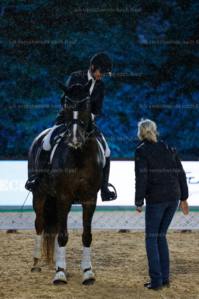 04_2-Siegerehrung-Dressur M__ -StoibPH-2905 | working equitationturnier fotograf videograf stoibphotography marixx film working equitation deutschland reitsport turnierfotografie eventfotografie equestrian events