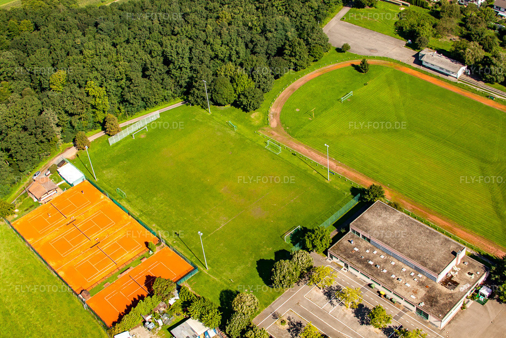 Luftbild: Rauental, Fußball-Verein 1919 Rauental im Ortsteil Rauental in Rastatt im Bundesland Baden-Württemberg in Deutschland. Foto: IMG_31892.jpg vom 20.08.2010 durch Werner Riehm/FLY-FOTO.de