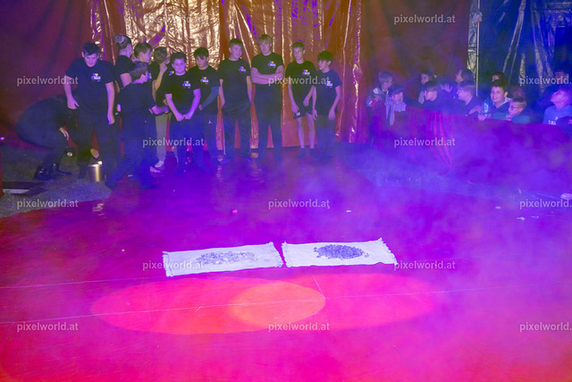 Zirkusvorstellung der MS Feldkirchen Digital | Bildershop von pixelworld.at - Realisiert mit Pictrs.com