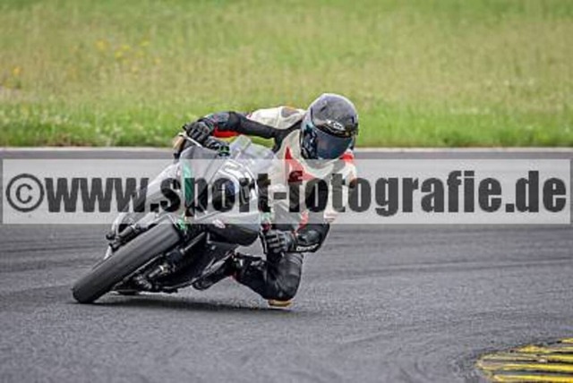 spof3714 | Professionelle Fotos von Sportveranstaltungen, aber auch Hochzeiten und anderen Events. - Realisiert mit Pictrs.com